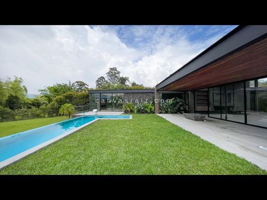 Köy evi Rionegro, Departamento de Antioquia