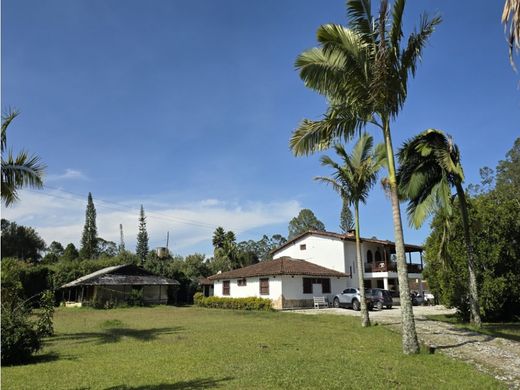 Landsitz in Rionegro, Girón
