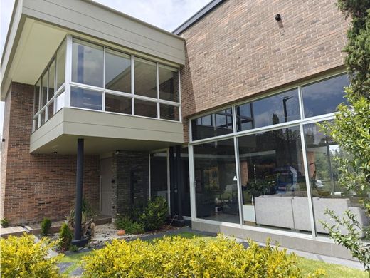 Πολυτελή κατοικία σε Μεδεγίν, Medellín