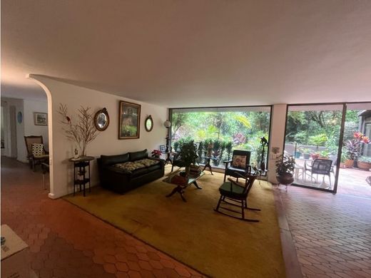 メデリン, Medellínのアパートメント