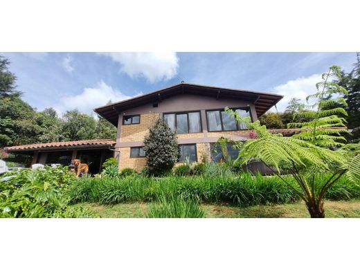 Cortijo o casa de campo en Santa Helena, Medellín