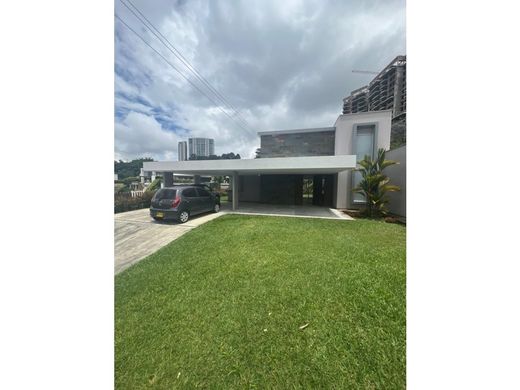 ‏בתי יוקרה ב  Armenia, Quindío Department