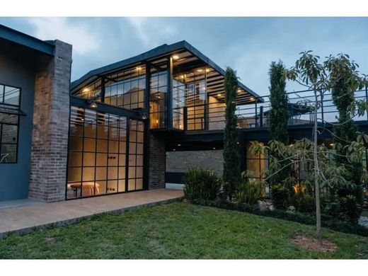 Köy evi Rionegro, Departamento de Antioquia