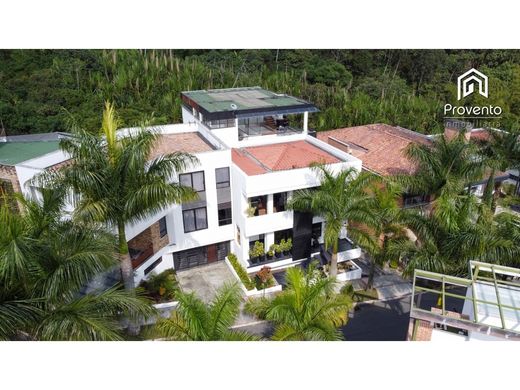 Casa di lusso a Medellín, Departamento de Antioquia