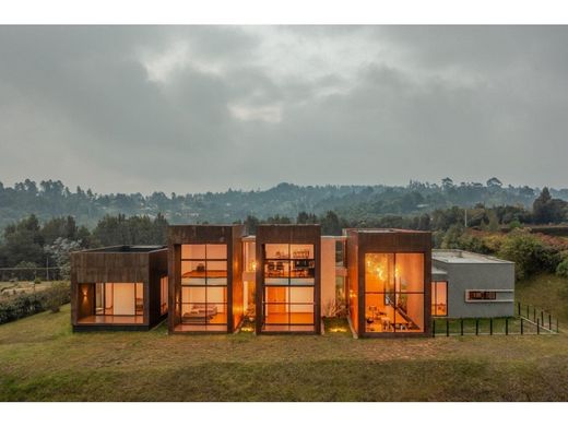 Country House in Santa Helena, Medellín