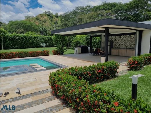 Εξοχική κατοικία σε Sopetrán, Liborina