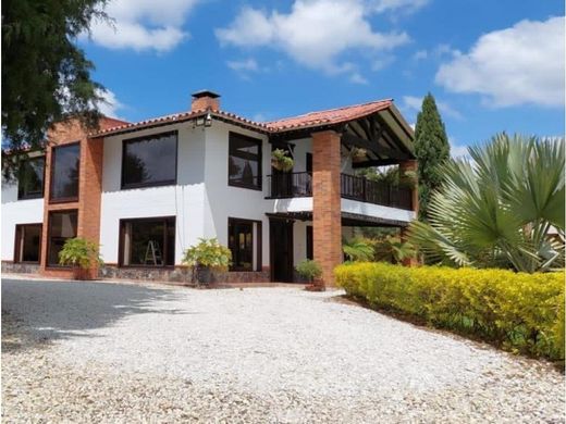 Casa de luxo - Guarne, Departamento de Antioquia