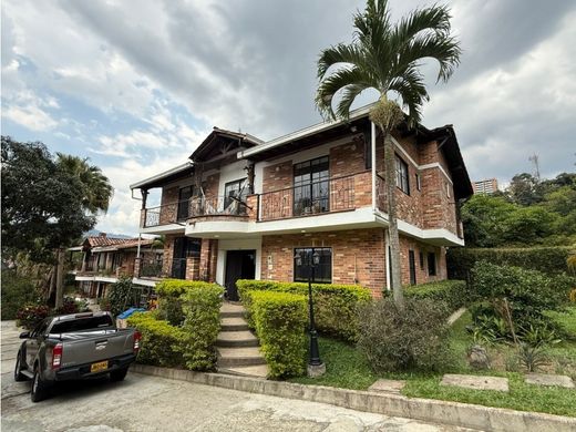 Luxury home in Sabaneta, La Estrella