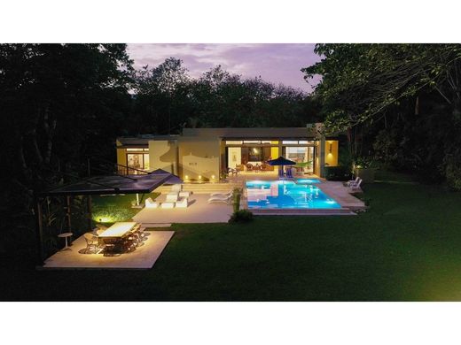 Casa de campo en Anapoima, Cundinamarca