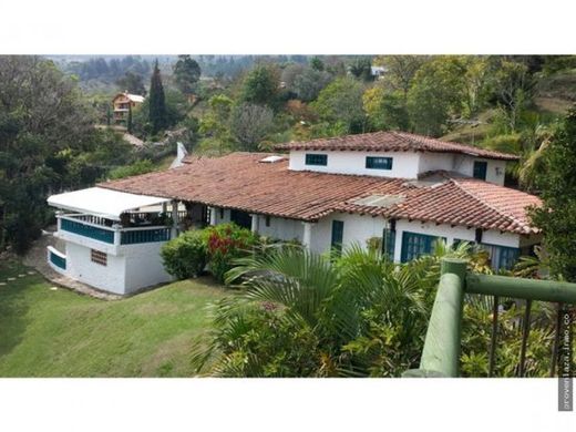 Luxus-Haus in Copacabana, Departamento de Antioquia