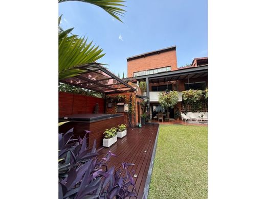 Luxe woning in Medellín, Departamento de Antioquia