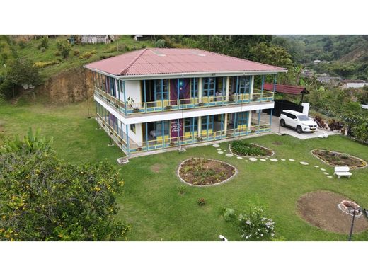 ‏בתים כפריים או חוות ב  Pijao, Quindío Department