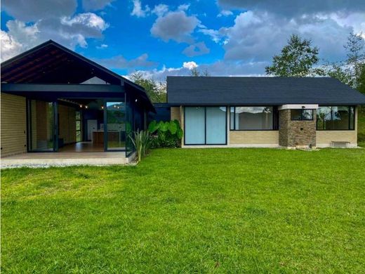Country House in Retiro, Departamento de Antioquia