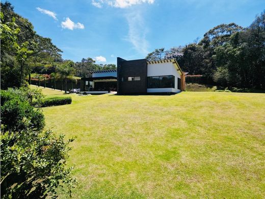 Casa de campo - La Ceja, Departamento de Antioquia