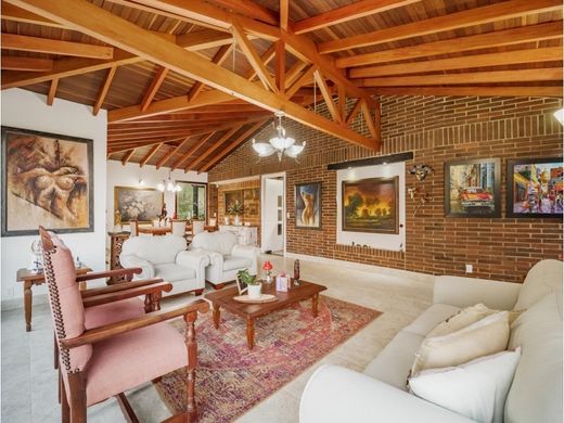 Envigado, Departamento de Antioquiaの高級住宅