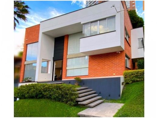 Πολυτελή κατοικία σε Sabaneta, La Estrella