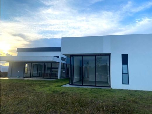 Luxury home in Pereira, Departamento de Risaralda