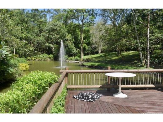 ‏בתים כפריים או חוות ב  Girardota, Departamento de Antioquia