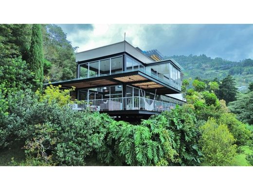 Envigado, Departamento de Antioquiaのカントリーハウス