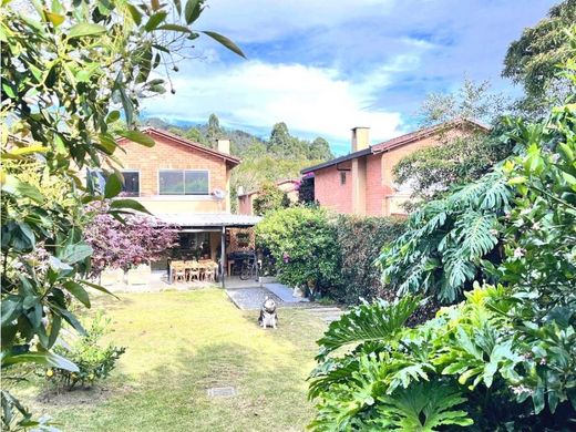 Элитный дом, Retiro, Departamento de Antioquia