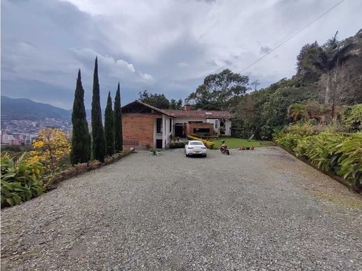 Casa de lujo en Sabaneta, La Estrella