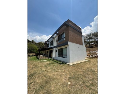 Köy evi Cali, Departamento del Valle del Cauca