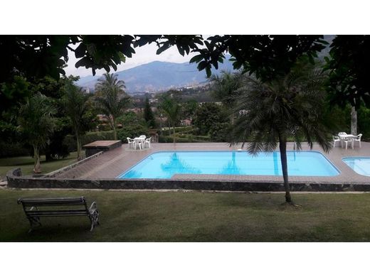 Ρουστίκ ή αγροικία σε Copacabana, Departamento de Antioquia