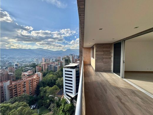 Apartment / Etagenwohnung in Medellín, Departamento de Antioquia