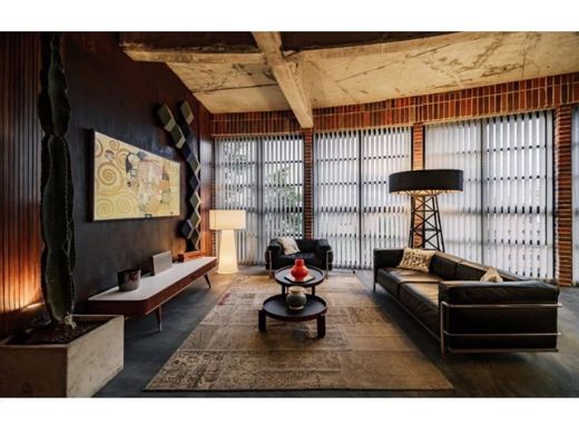 Piso / Apartamento en Envigado, Departamento de Antioquia