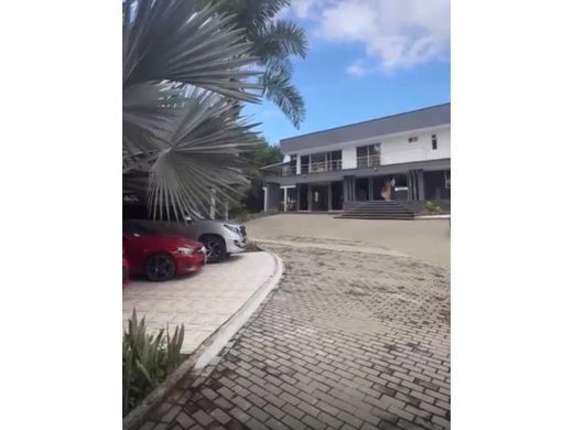 Luxury home in Pereira, Departamento de Risaralda