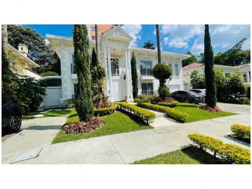 Luxury home in Medellín, Departamento de Antioquia