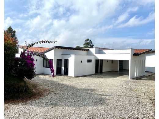 Casa de campo en La Ceja, Departamento de Antioquia