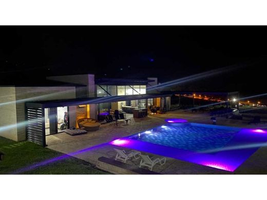 Landsitz in San Jerónimo, Departamento de Antioquia