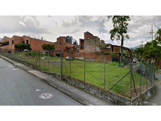 地皮  La Estrella, Departamento de Antioquia