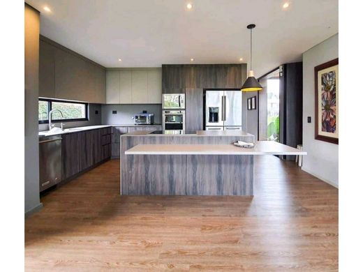 Envigado, Departamento de Antioquiaのカントリーハウス