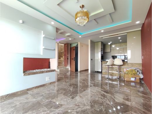 Casa di lusso a Bogotá, Bogotá  D.C.