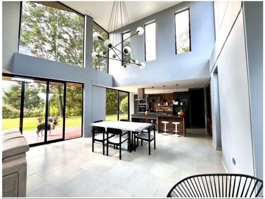 郊区住宅  Guarne, Departamento de Antioquia