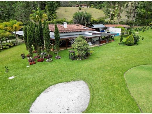 Luksusowy dom w Retiro, Departamento de Antioquia