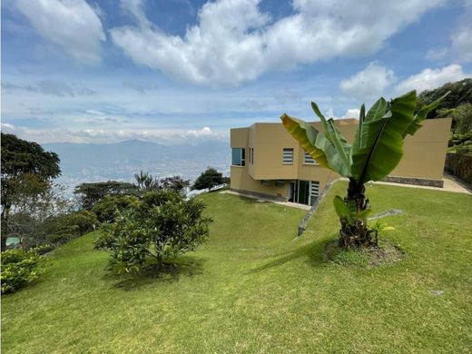 Πολυτελή κατοικία σε Μεδεγίν, Medellín
