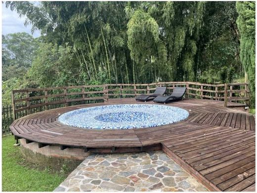 Envigado, Departamento de Antioquiaのカントリーハウス