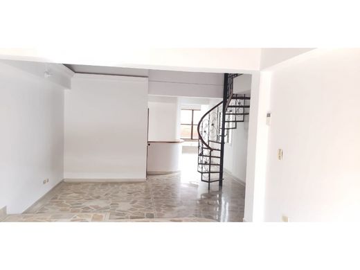 Piso / Apartamento en Medellín, Departamento de Antioquia