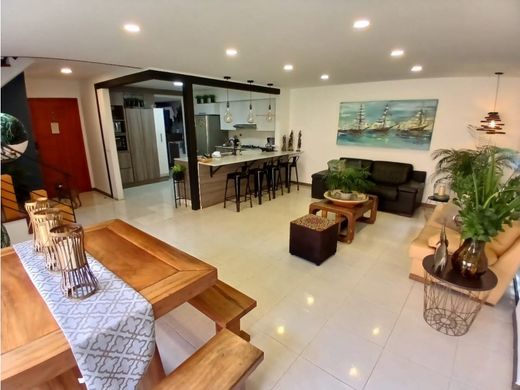 منزل ﻓﻲ ميديلين, Medellín