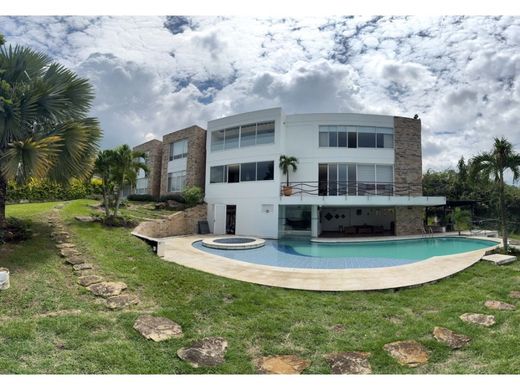 Casale a Cali, Departamento del Valle del Cauca