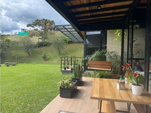 Köy evi Retiro, Departamento de Antioquia