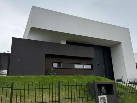 郊区住宅  Pereira, Departamento de Risaralda