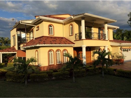 Country House in Armenia, Quindío Department
