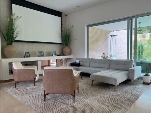 Luxus-Haus in Medellín, Departamento de Antioquia