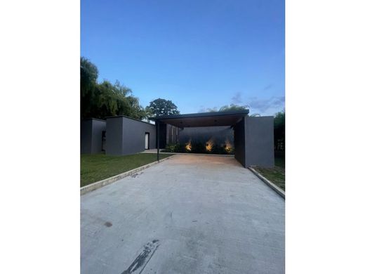 Pereira, Departamento de Risaraldaのカントリーハウス