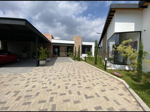 Country House in Retiro, Departamento de Antioquia