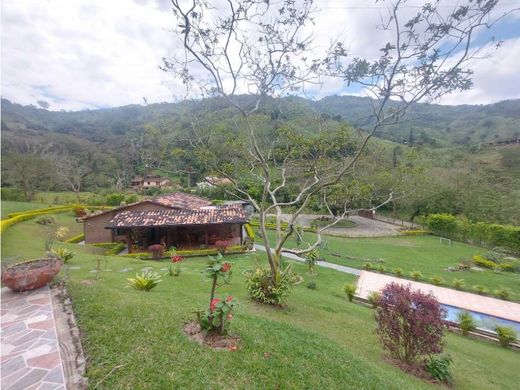 Rustykalny lub Wiejski w Girardota, Departamento de Antioquia